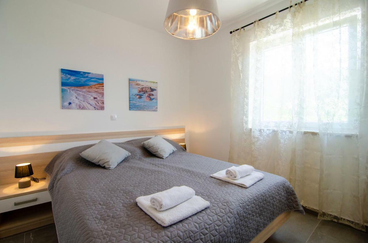 Apartments Sara 3 ボル エクステリア 写真